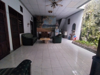 Dijual Rumah di Jatinegara Timur 