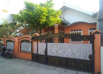 Rumah Luas Di Warakas 