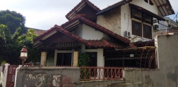 Dijual Rumah Strategis Di Kawasan Cinere