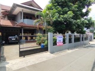 Dijual Rumah Besar Plus Kontrakan Petakan Di Daerah Ciracas