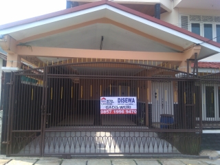 Disewakan Rumah Di Komplek PWI Jakarta Timur