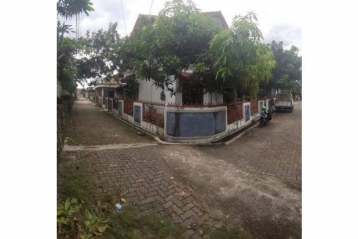 Dijual Rumah Nyaman Dan Asri Di Komp. Bumi Makmur