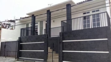 Dijual Rumah Bagus Di Komp Ikip Jatikramat, Bekasi