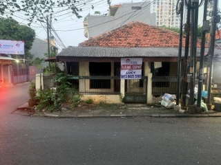 Dijual Rumah Bangunan Tua, Hitung Tanah Di Tebet Jakarta Selatan