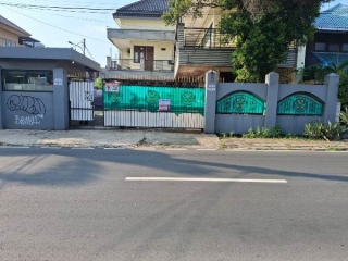 Rumah Kost di Taman Malaka Selatan