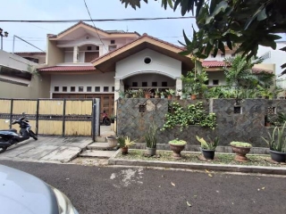 Rumah Siap Huni dalam Komplek Cibubur