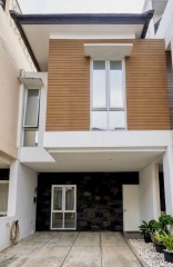 Dijual Rumah Di Cluster Grand Halim