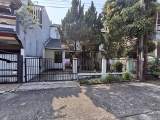 Rumah Dijual Di Villa Pertiwi Depok